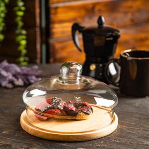 کيک خوری کوچک